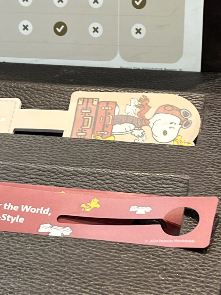 スヌーピーの荷物タグ