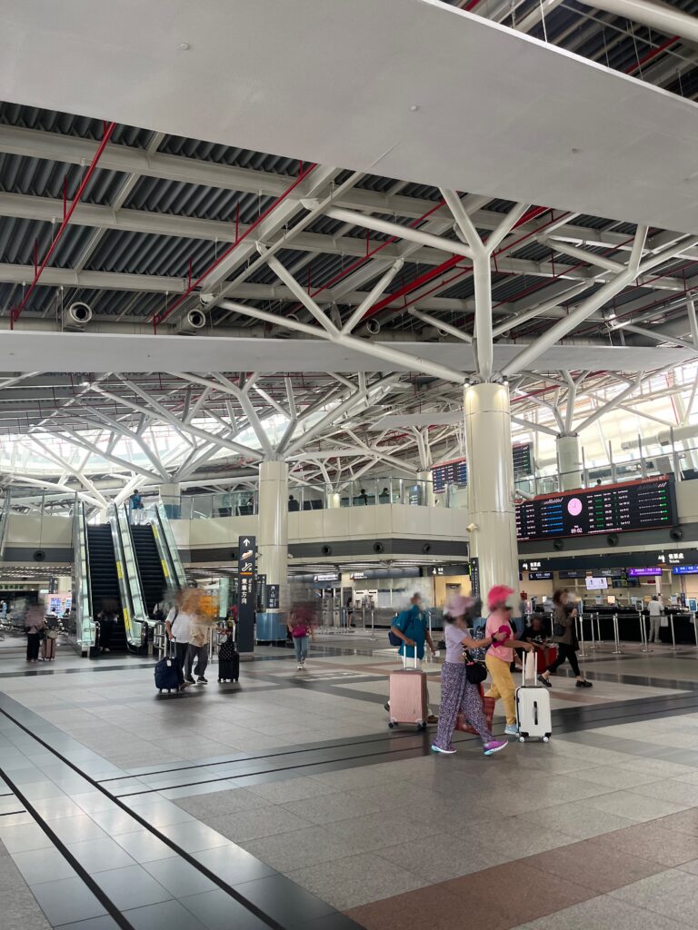 嘉義駅