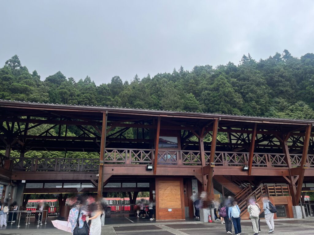 阿里山駅