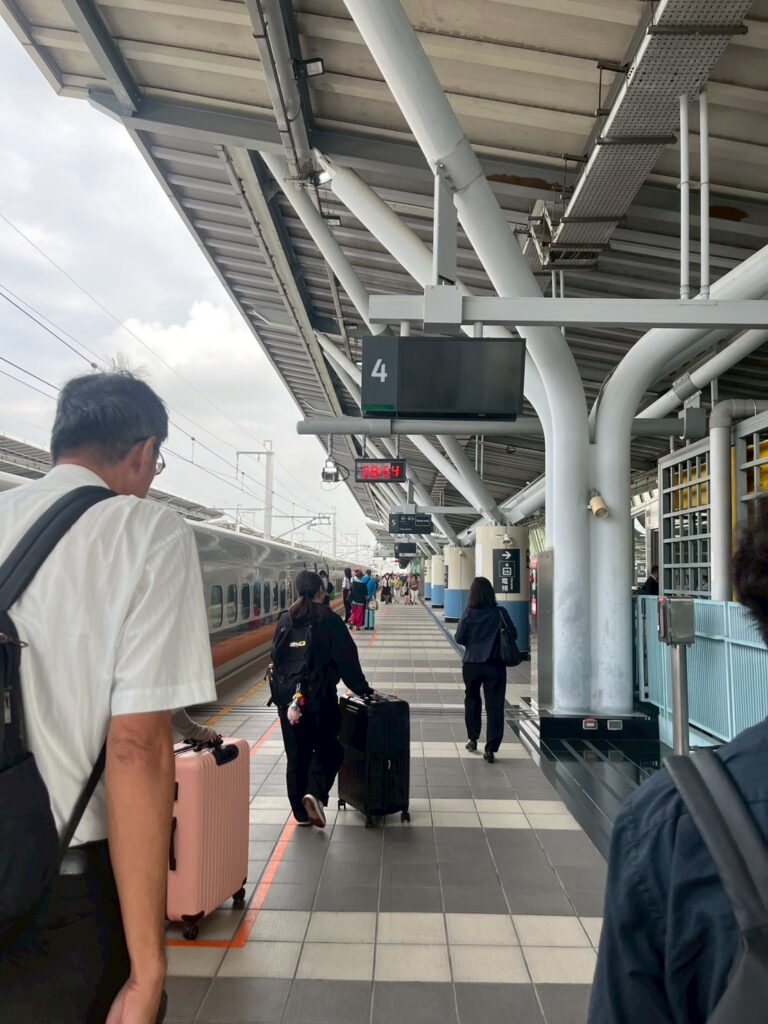 嘉義駅