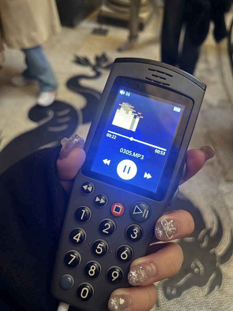 オーディオガイド